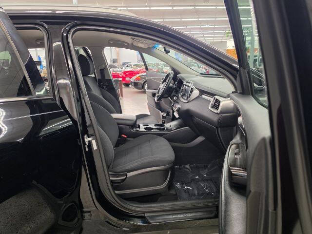 2019 Kia Sorento LX V6
