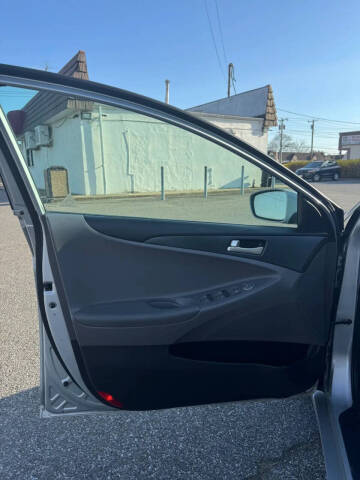2011 Hyundai Sonata GLS