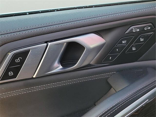 2023 BMW X6 xDrive40i