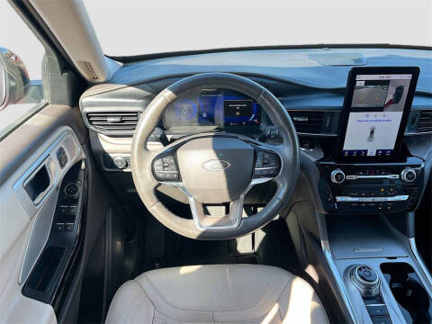 2022 Ford Explorer Platinum