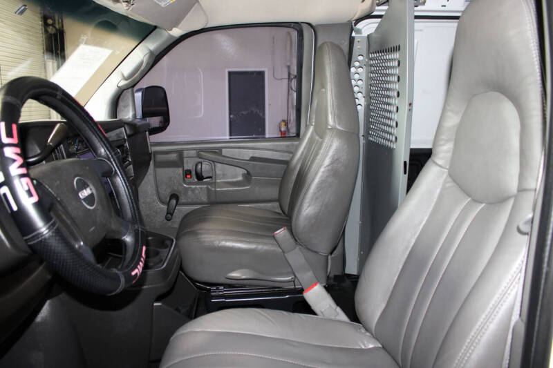 2008 GMC Savana 2500