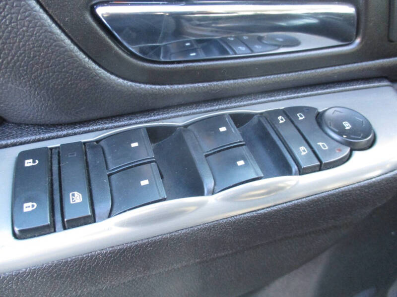 2012 Chevrolet Suburban LT