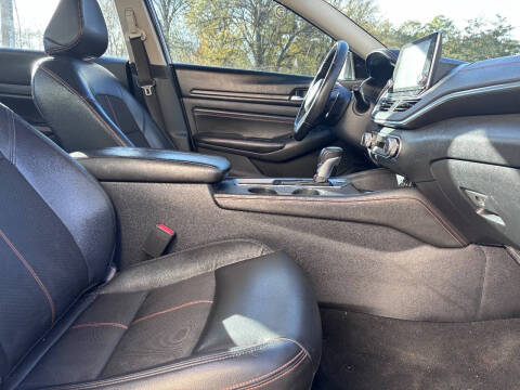 2019 Nissan Altima 2.5 SR