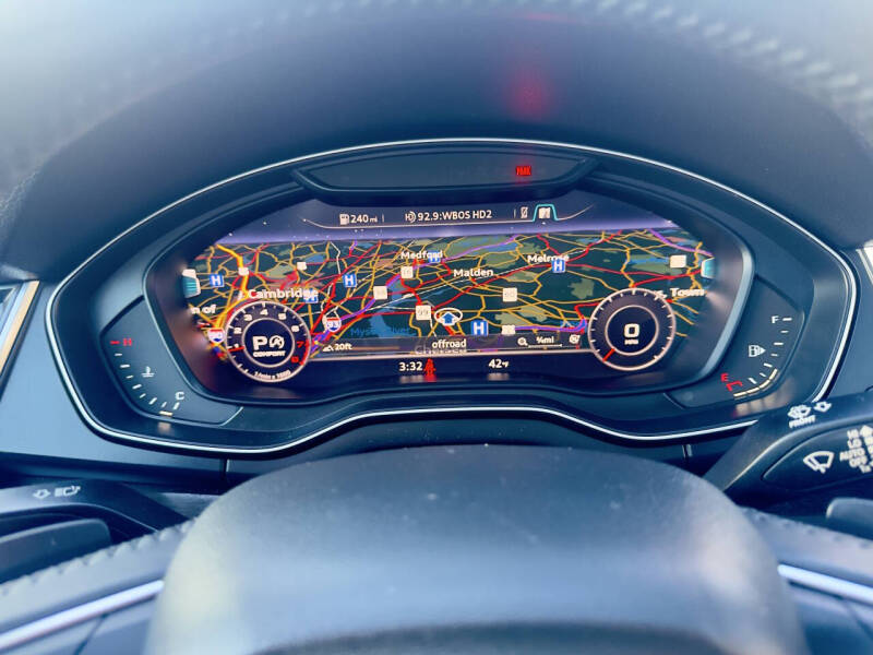 2018 Audi Q5 2.0T quattro Premium Plus