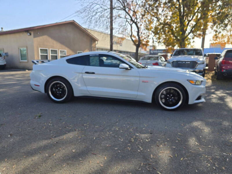 2017 Ford Mustang GT