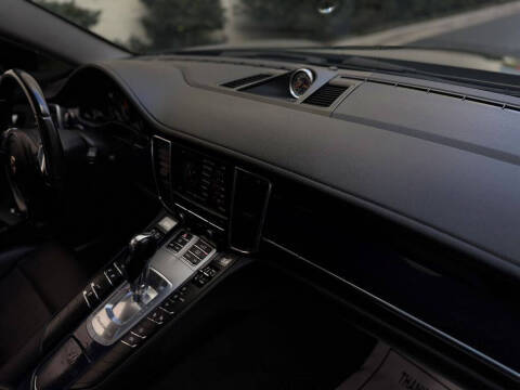 2015 Porsche Panamera