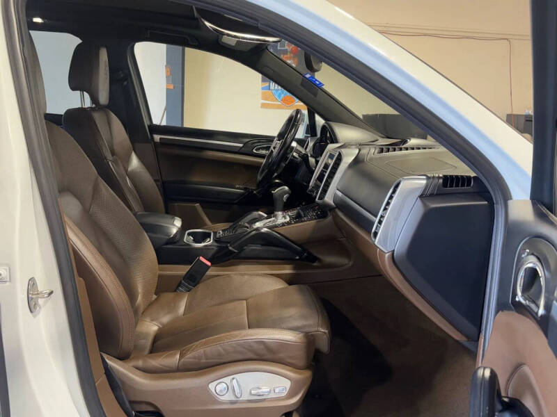2017 Porsche Cayenne S