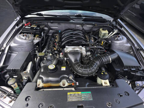 2006 Ford Mustang GT Deluxe