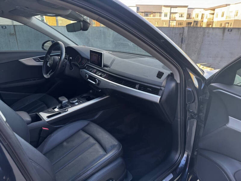 2017 Audi A4 2.0T quattro Premium