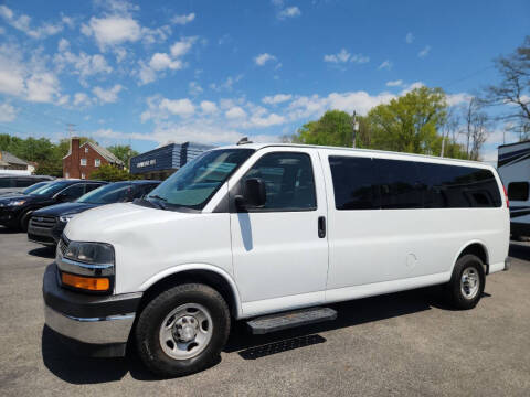 2017 Chevrolet Express LT 3500