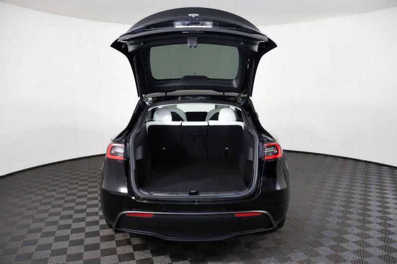 2021 Tesla Model Y Standard Range