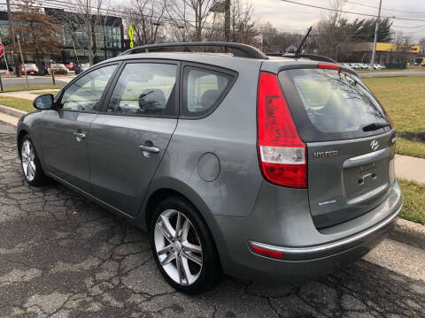 2010 Hyundai Elantra Touring GLS