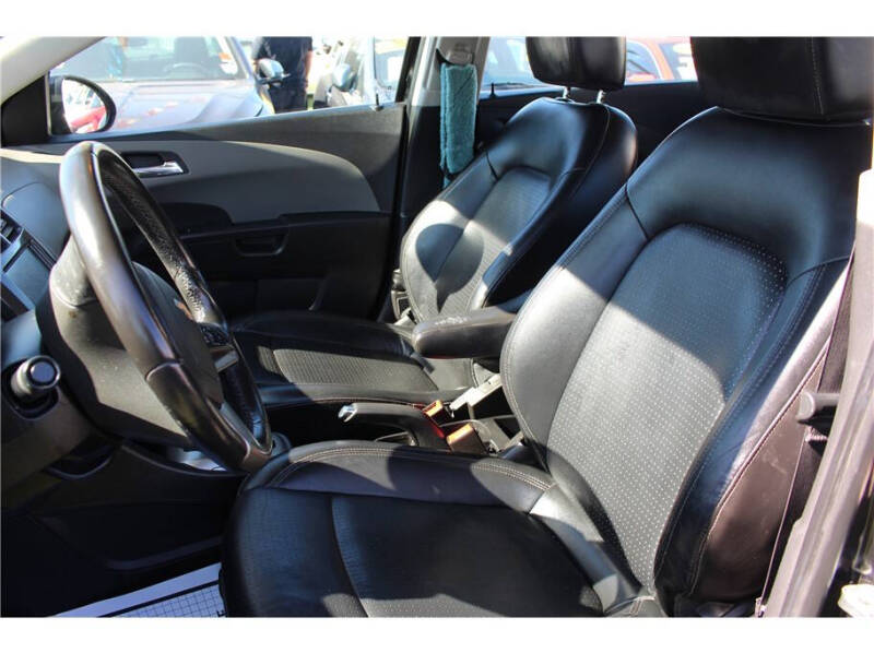 2016 Chevrolet Sonic LTZ Auto