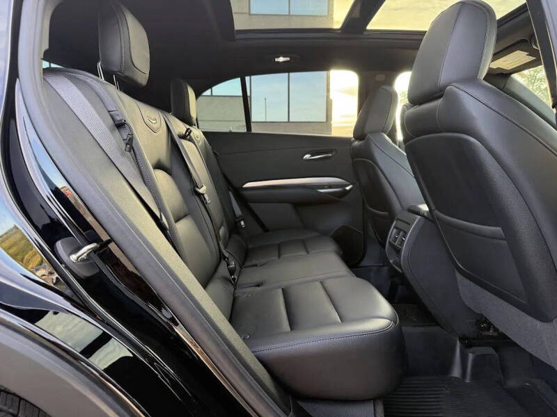 2021 Cadillac XT4 Premium Luxury