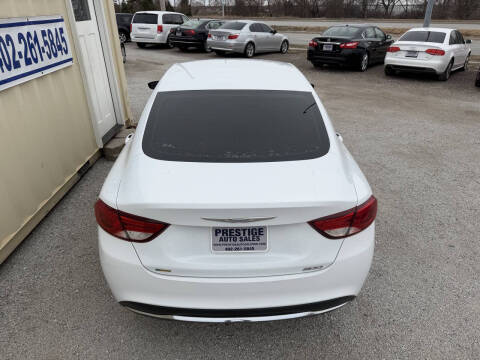 2016 Chrysler 200 Limited