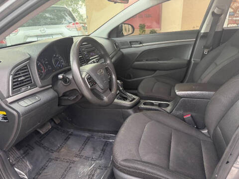 2018 Hyundai Elantra