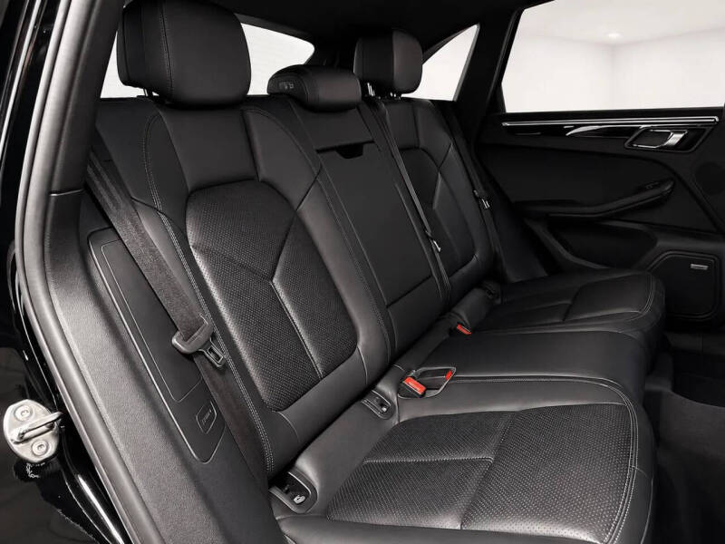 2018 Porsche Macan S