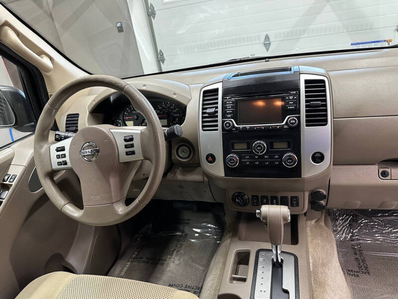 2015 Nissan Frontier SV