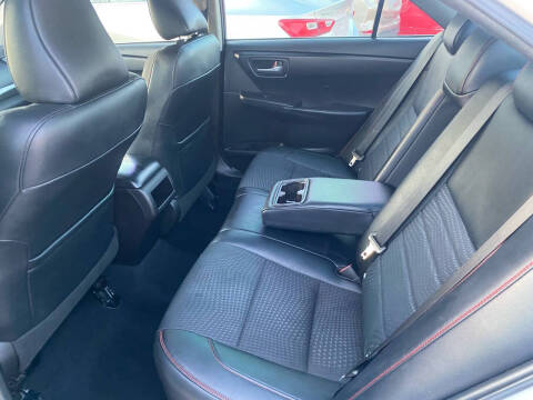 2015 Toyota Camry SE