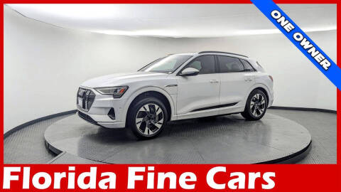 2021 Audi e-tron quattro Premium