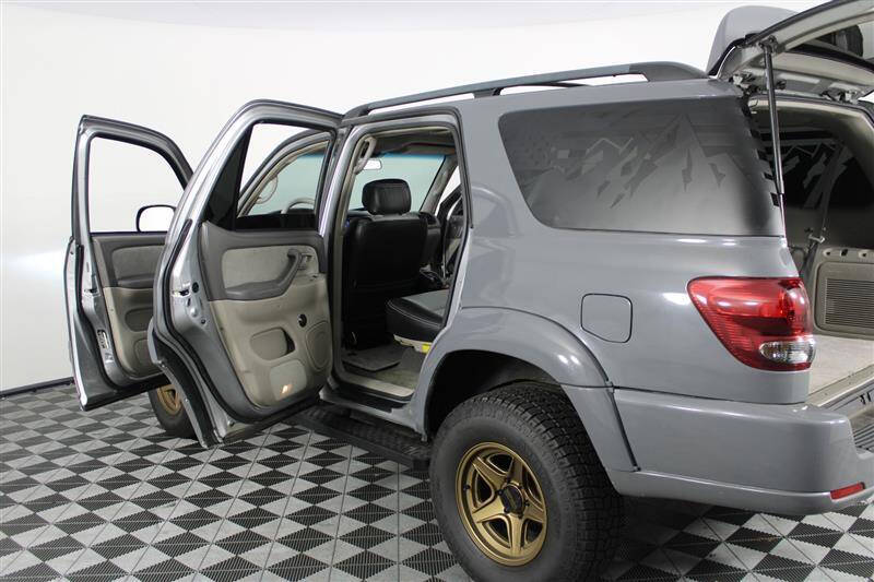 2006 Toyota Sequoia SR5