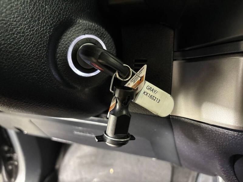 2019 Toyota Tacoma SR