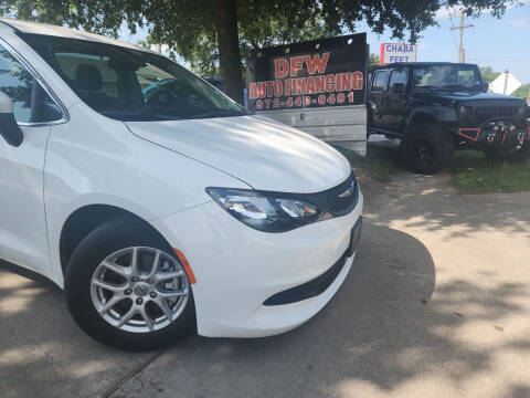 2023 Chrysler Voyager for sale at Bad Credit Call Fadi in Dallas TX