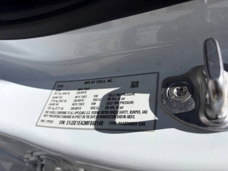 2021 Tesla Model 3 Standard Range Plus