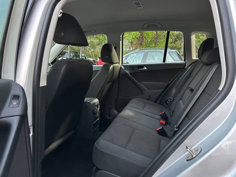 2015 Volkswagen Tiguan S