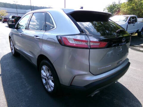 2023 Ford Edge Titanium