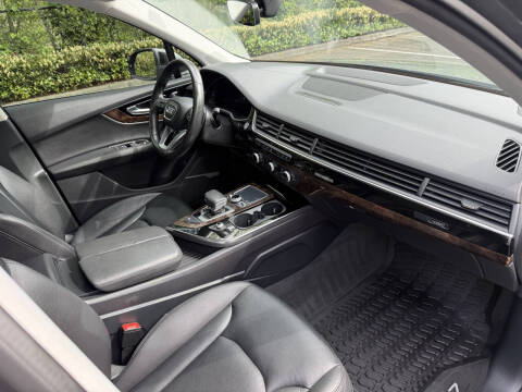 2017 Audi Q7 3.0T quattro Premium Plus