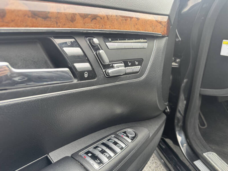2007 Mercedes-Benz S-Class S 550