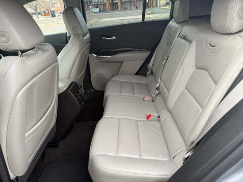 2023 Cadillac XT4 Premium Luxury