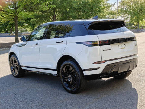 2023 Land Rover Range Rover Evoque P250 R-Dynamic S