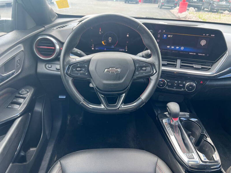 2024 Chevrolet Trax RS