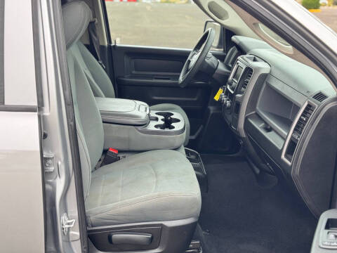 2020 RAM 1500 Classic Tradesman