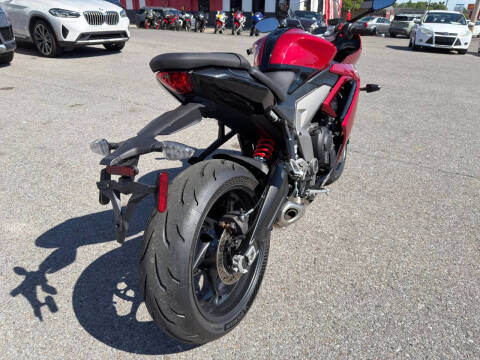 2025 Triumph Daytona 660