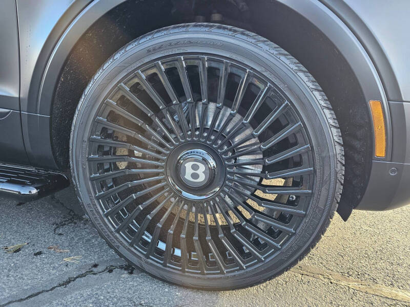 2018 Bentley Bentayga Black Edition