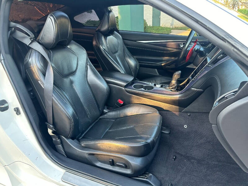 2017 Infiniti Q60 Red Sport 400