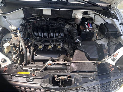 2011 Mitsubishi Endeavor LS