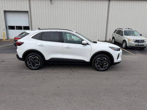2026 Ford Escape Platinum