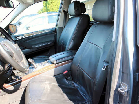 2010 BMW X5 xDrive30i