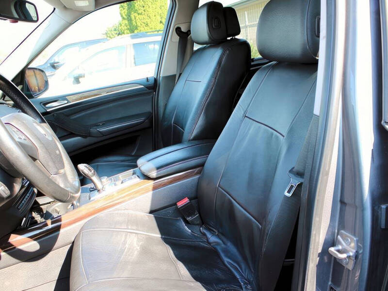 2010 BMW X5 xDrive30i