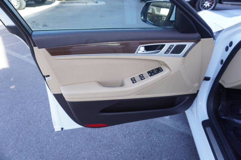 2018 Genesis G80