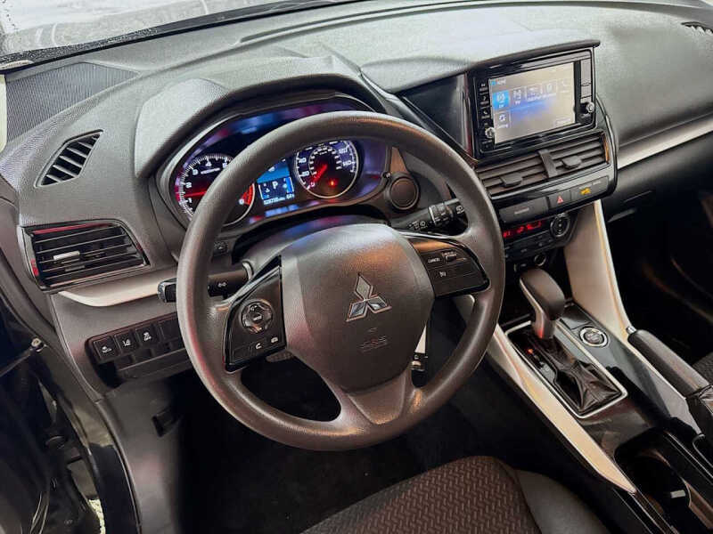 2024 Mitsubishi Eclipse Cross ES