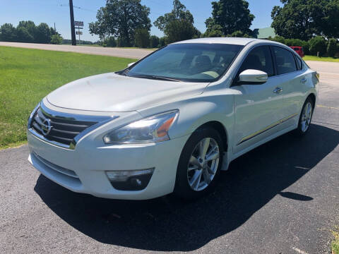 2015 Nissan Altima for sale at Champion Motorcars in Springdale AR