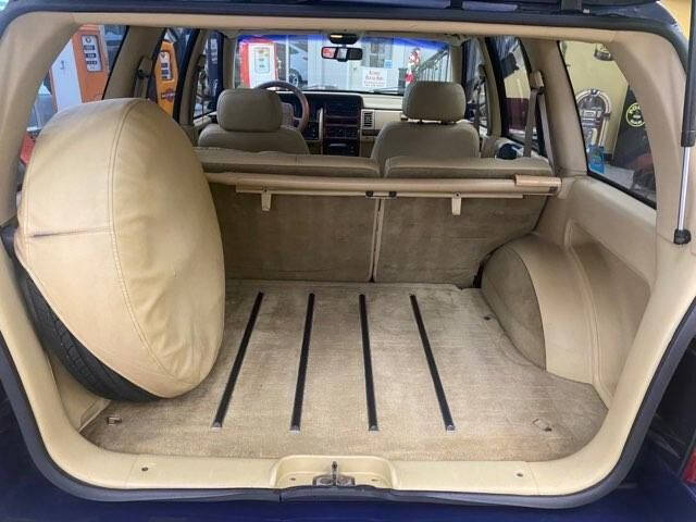 1993 Jeep Grand Wagoneer