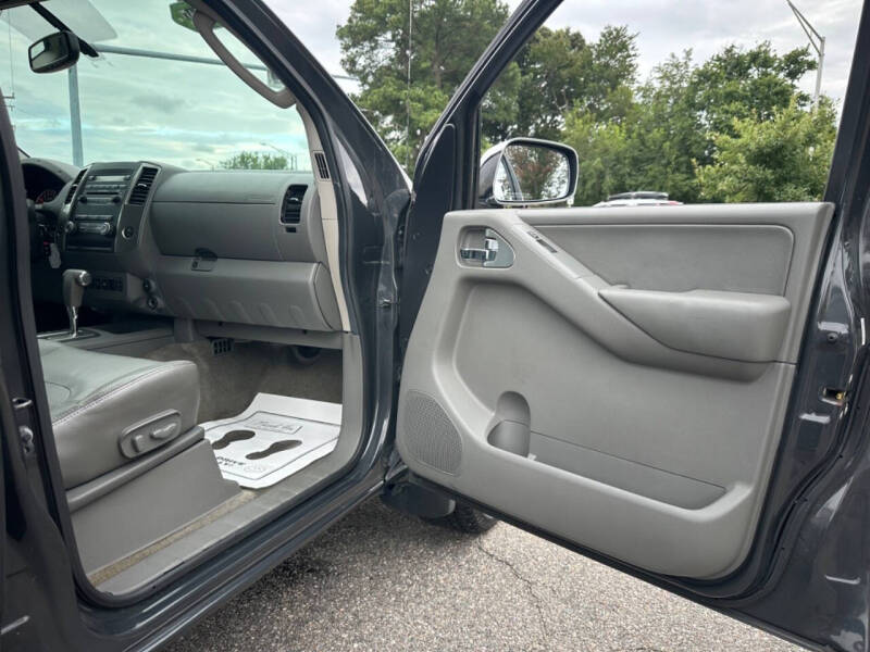 2011 Nissan Frontier SL