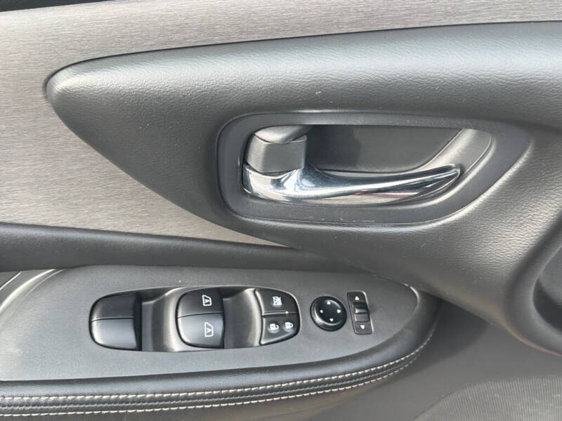 2022 Nissan Murano SV