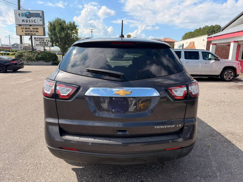 2016 Chevrolet Traverse LS